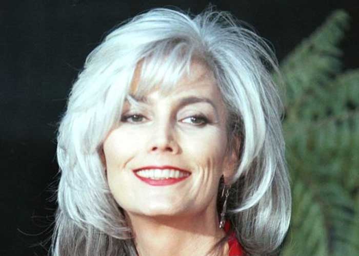 60 Popular Haircuts And Hairstyles For Women Over 60