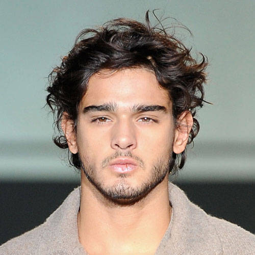 12 Cool Hairstyles For Men With Wavy Hair