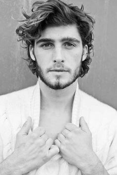 12 Cool Hairstyles For Men With Wavy Hair Hairstyle On Point