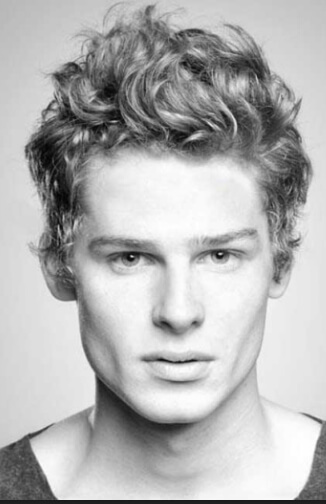 7 Hairstyle Inspirations for Curly Haired Men - Hairstyle 