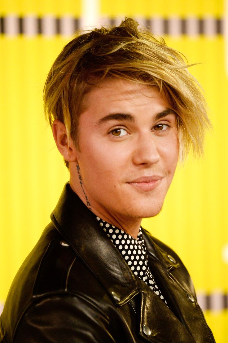 Justin Bieber S Hairstyle Haircut Evolution From 2015 To 2019