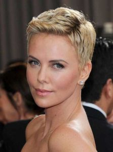 40 Perfect Haircuts And Hairstyles For Women Over 40