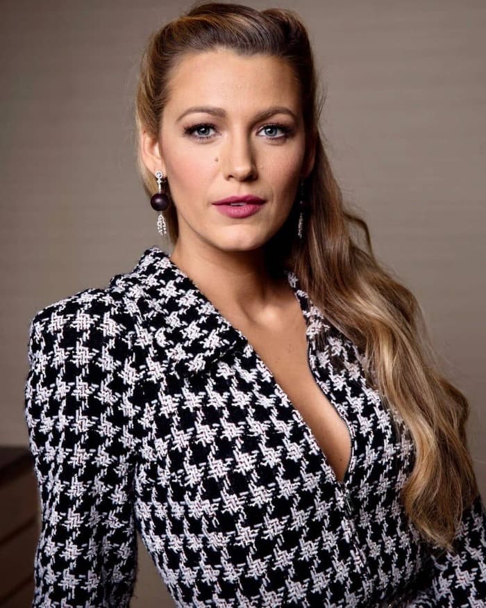 Blake Lively’s Classic Half Updo