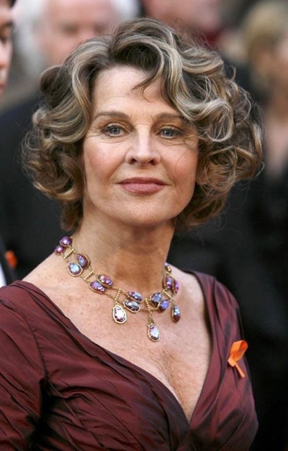 Hairstyles For Women Over 60 Highlighted Major Curls Chin ...