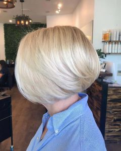 Hairstyles for Women Over 60 - 27