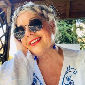 Hairstyles for Women Over 60 - 38