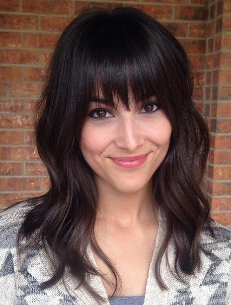 30 Haircuts For Women With Bangs to Try in 2022