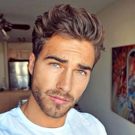 35 Of The Best Haircuts For Men With Thick Hair ...