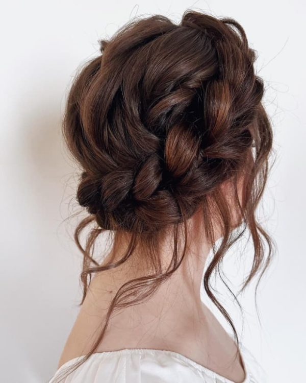 30 Elegant Outdoor Wedding Hairstyles - Hairstyle on Point