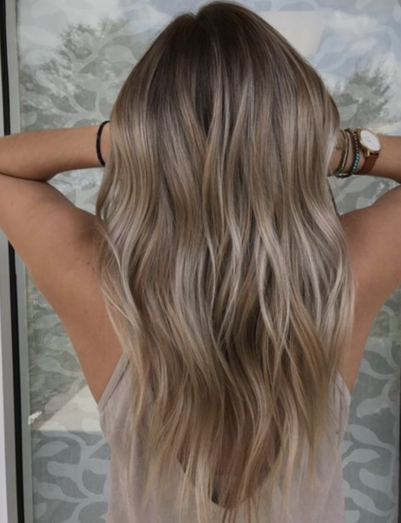 Easy Hairstyles: 22 Looks You'll Love For Summer | Soft Beach Waves | Hairstyle on Point
