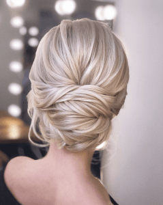 Stunning Wedding Hairstyles for the 2019 Season | Timeless Low Bun | Hairstyleonpoint.com