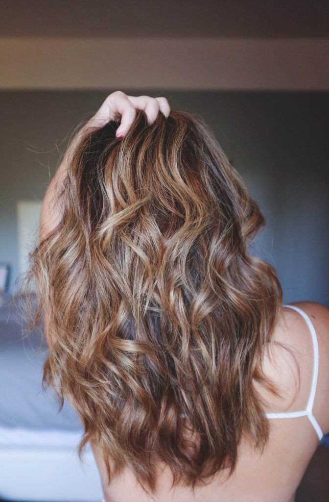 7 Ways to Get the Perfect Beach Waves | Bun | Hairstyle on Point