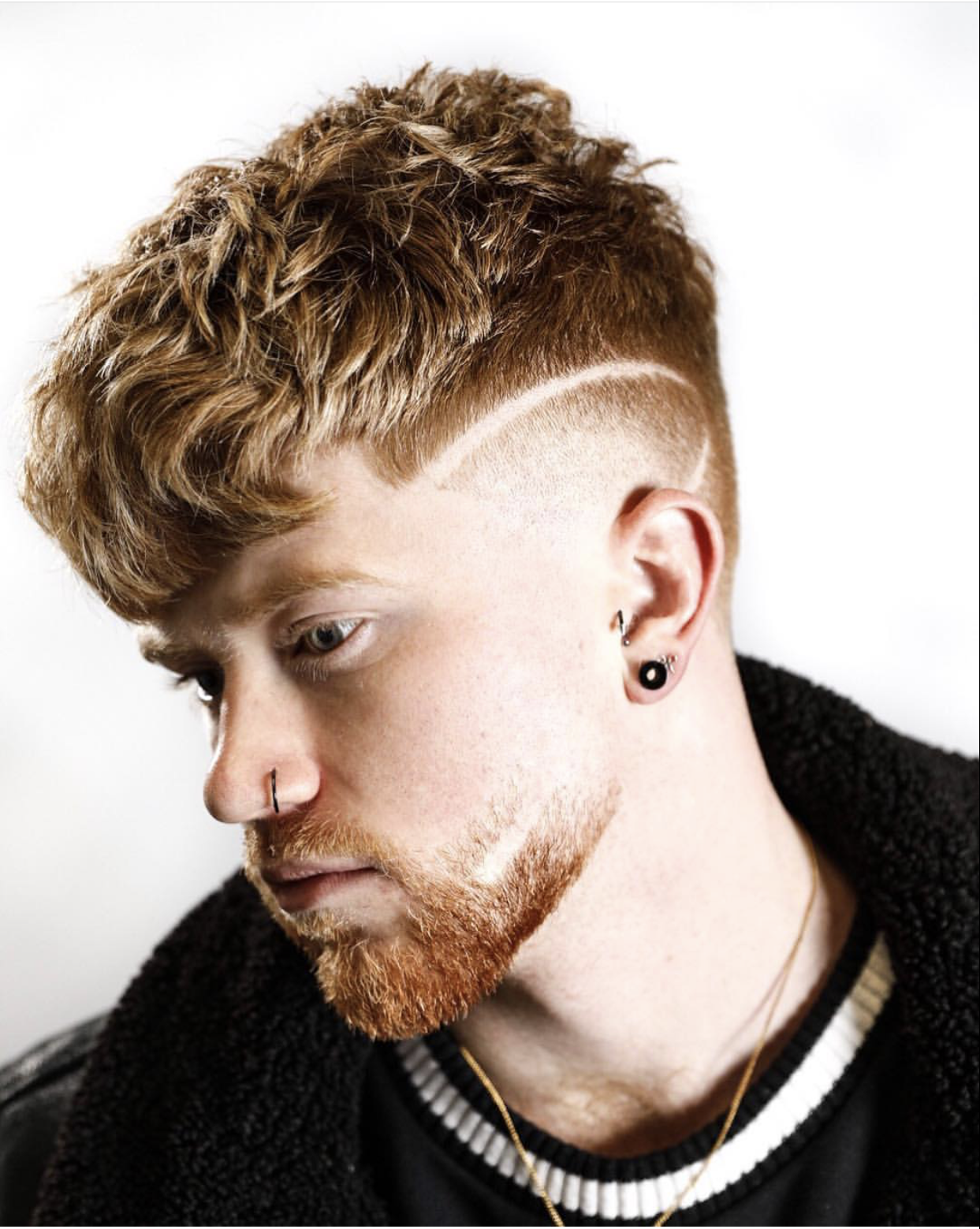 17 Cool Haircuts For Men 2019 | Long Top, Shaved Sides | Hairstyleonpoint.com
