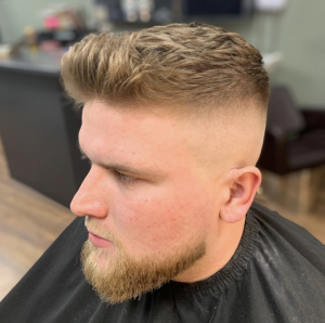 17 Cool Haircuts For Men 2019 | Quiff with High Fade Haircut | Hairstyleonpoint.com