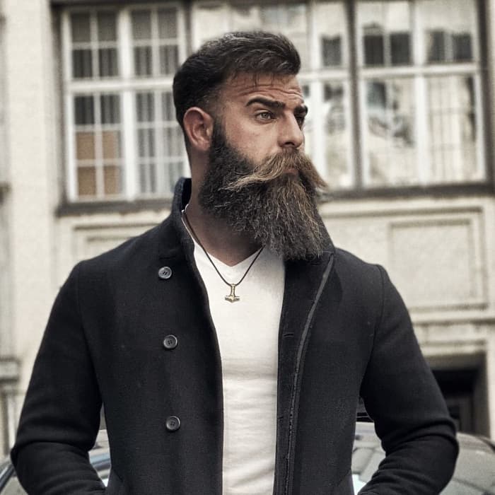 30 Hairstyles For Men With Beards - HairstyleOnPoint