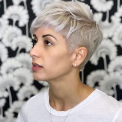 40 Top Hairstyles for Blondes - Platinum Pixie Cut