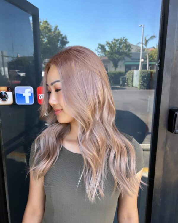 27 Pink Hair Ideas - Light Pink Hair, Rose Gold Hair, Pastel Hair