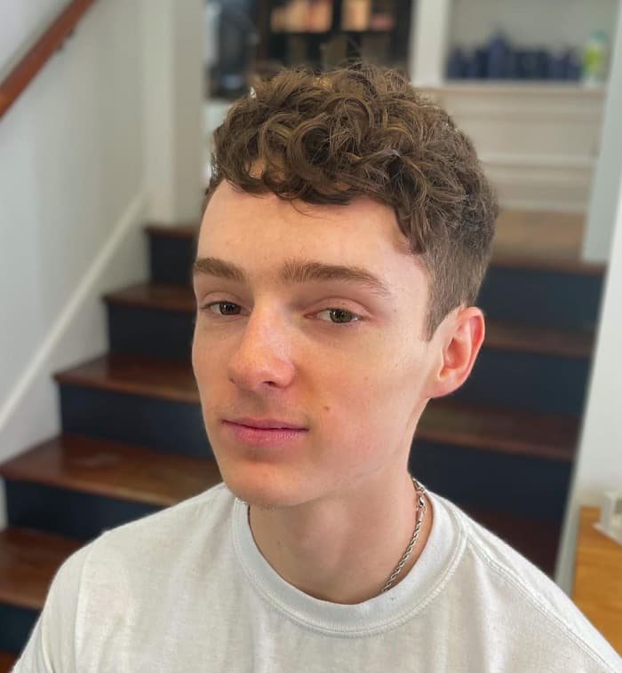 Short Wavy Fringe + Tapered Sides