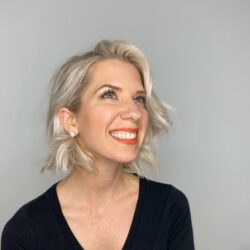 Curly Blonde Bob
