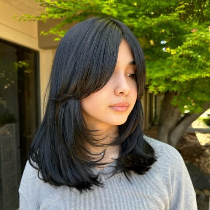 Shoulder Length Haircut With Face Framing Layers 