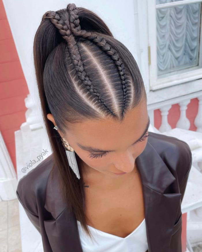 Center Part with Ponytail
