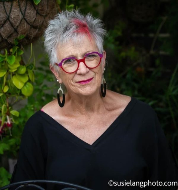 trendy-hairstyles-for-women-over-60-with-glasses-hairstyle-on-point