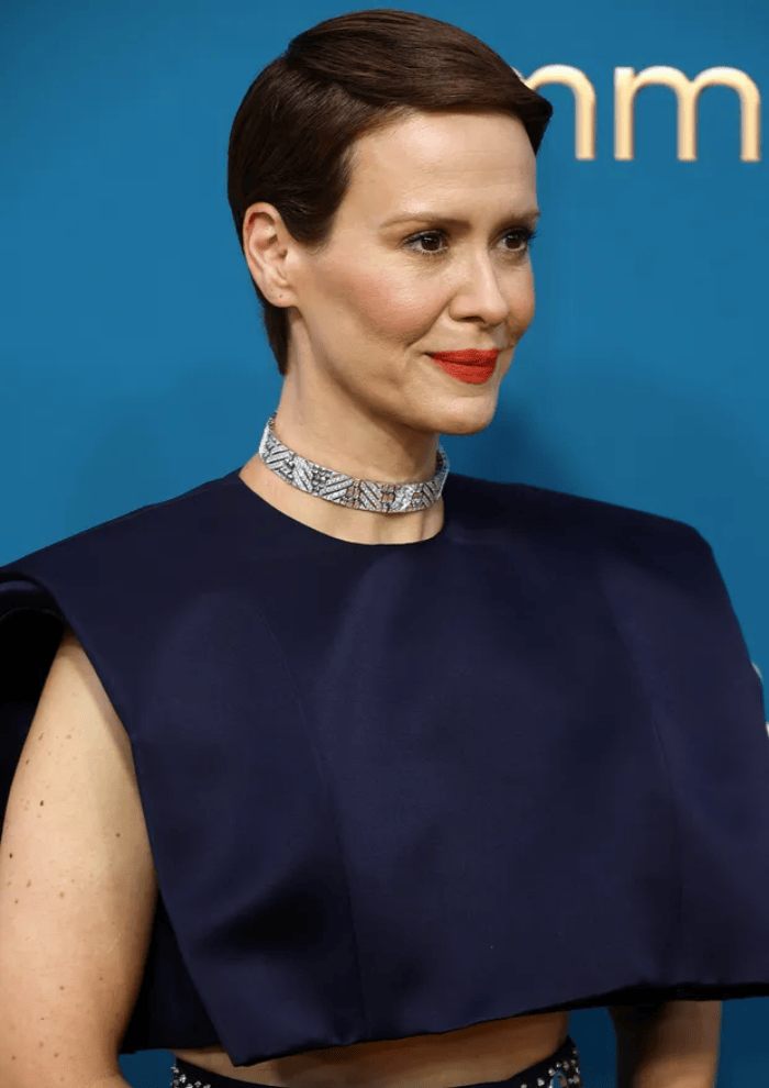 Downward Pixie Cut