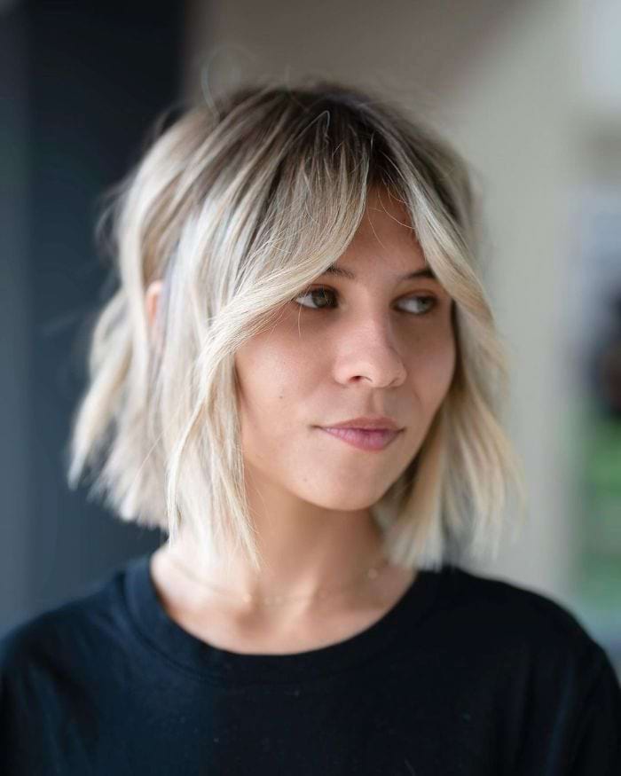 Layered Bob for Oval Face